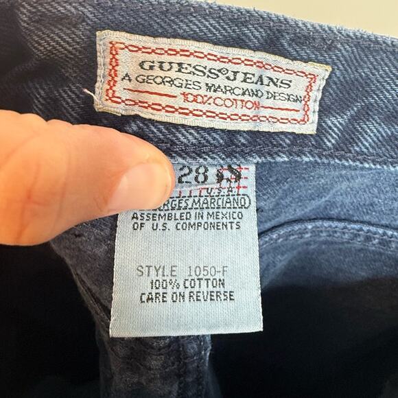 Vintage GUESS By Georges Marciano Denim High-Waisted Mom Jeans Size 28 - Picture 5 of 11
